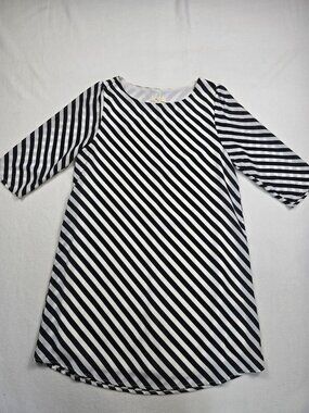 Everly Anthropologie Black & White Diagonal Striped 3/4 Sleeve Dress Medium